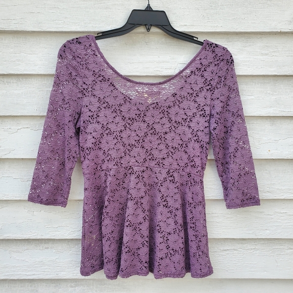 Lace Peplum Top - Picture 5 of 5